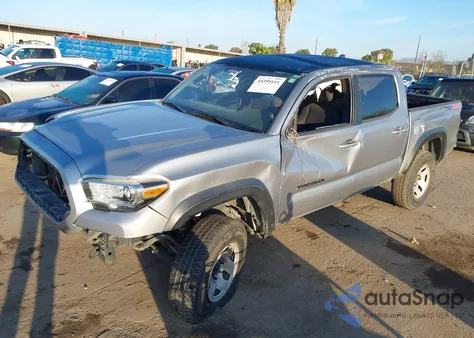 2017 Toyota Tacoma Trd Off Road z USA, uszkodzony, nr VIN 3TMCZ5AN5HM086487